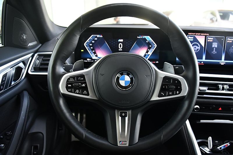 BMW Řada 4 420d xDrive M-SPORT ČR 1.MAJ - fotka 23 z 46