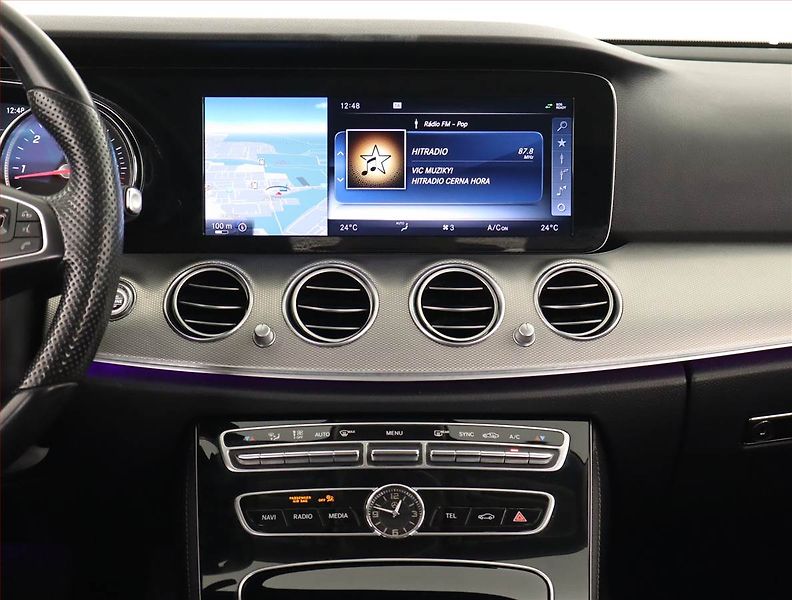 Mercedes-Benz Třídy E (2017) E 220 d, Automat, Kůže, Navi - fotka 12 z 26
