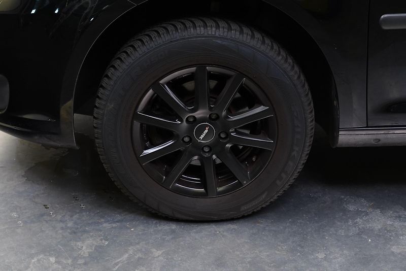 Volkswagen Caddy - fotka 10 z 22
