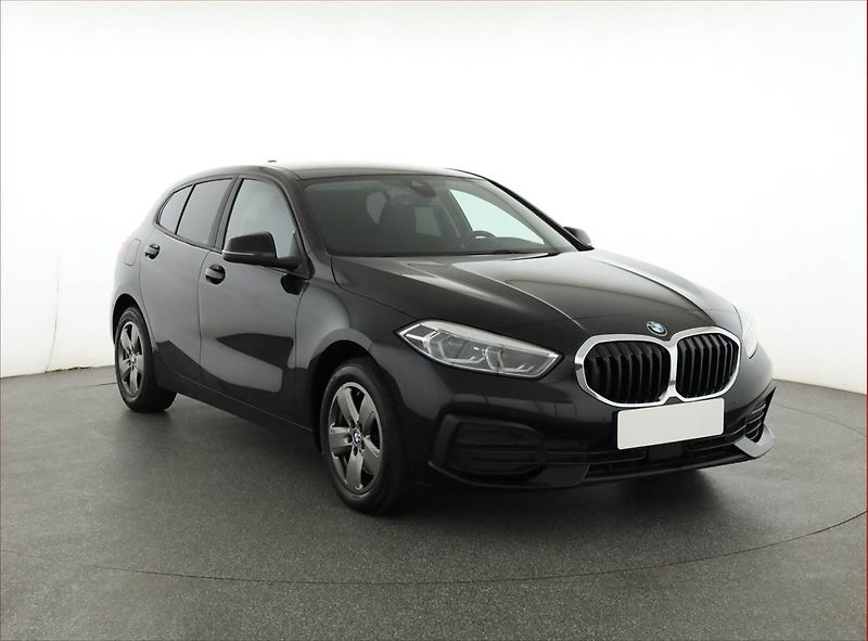 BMW Řada 1 (2020) 118i, Automat, Serv.kniha - fotografie inzerátu