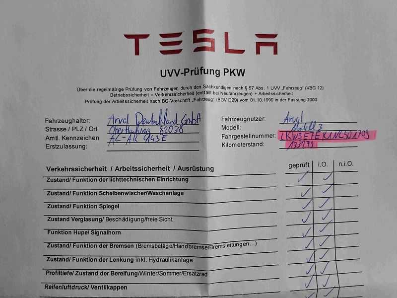 Tesla Model 3 (2022) AWD Long Range  ACC  LED  NAVI - fotka 19 z 27