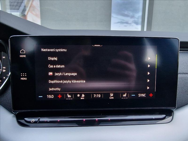 Škoda Octavia 2.0 TDi Style,původ ČR,1.Maj. - fotka 31 z 50