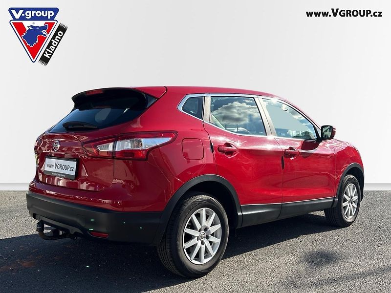 Nissan Qashqai (2015) 1.2 DIG-T 115 Visia - fotka 4 z 21