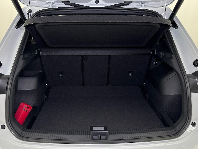 Volkswagen Tiguan (2025) R-Line - fotka 10 z 30