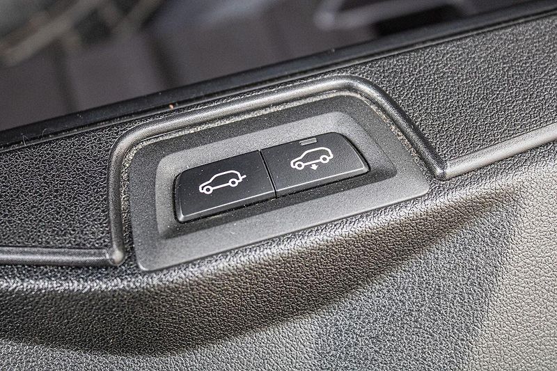 BMW X5 Individual - fotka 53 z 55