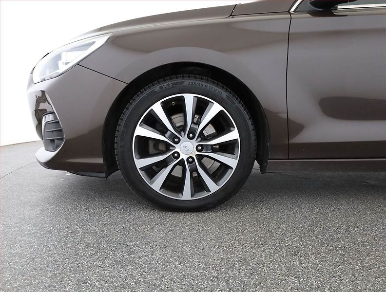 Hyundai i30 (2017) 1.6 CRDi, Serv.kniha, Kůže - fotka 20 z 20