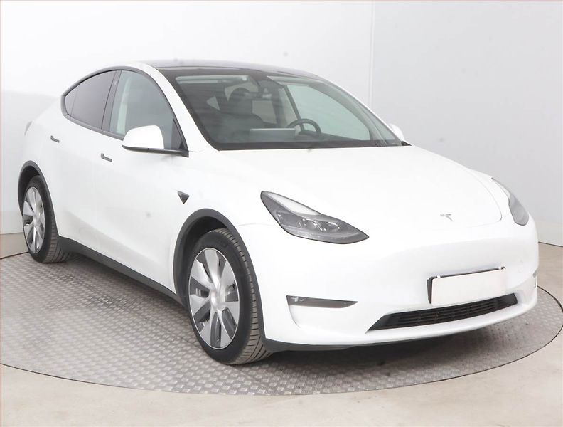 Tesla Model Y (2023) Long Range AWD 79kWh, SoH 90% - fotografie inzerátu