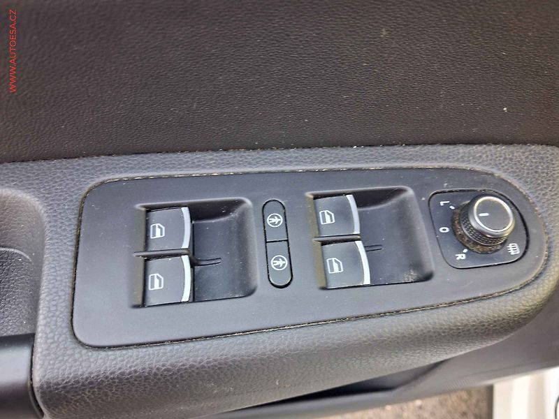 Seat Alhambra (2017) 1.4 TSi, FR, bixen, TZ, DSG - fotka 18 z 23