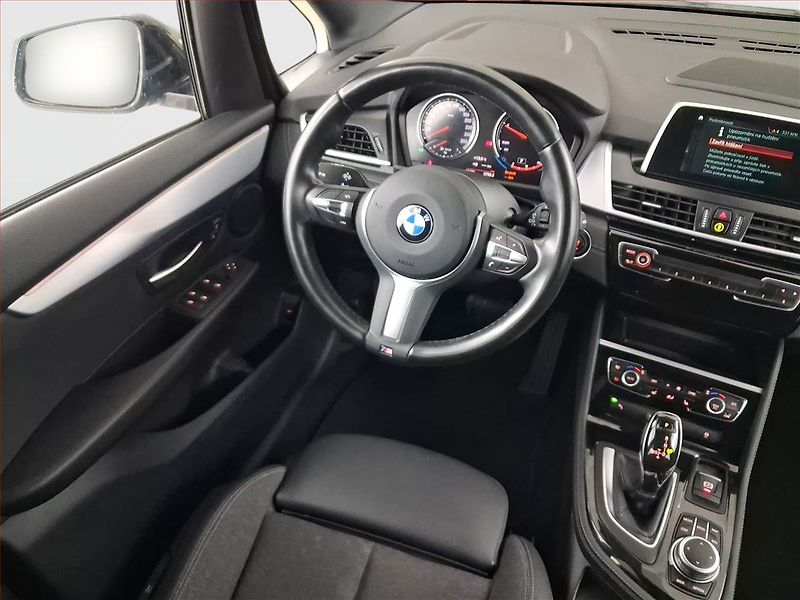 BMW Řada 2 (2023) 216d Gran Tourer - fotka 7 z 21