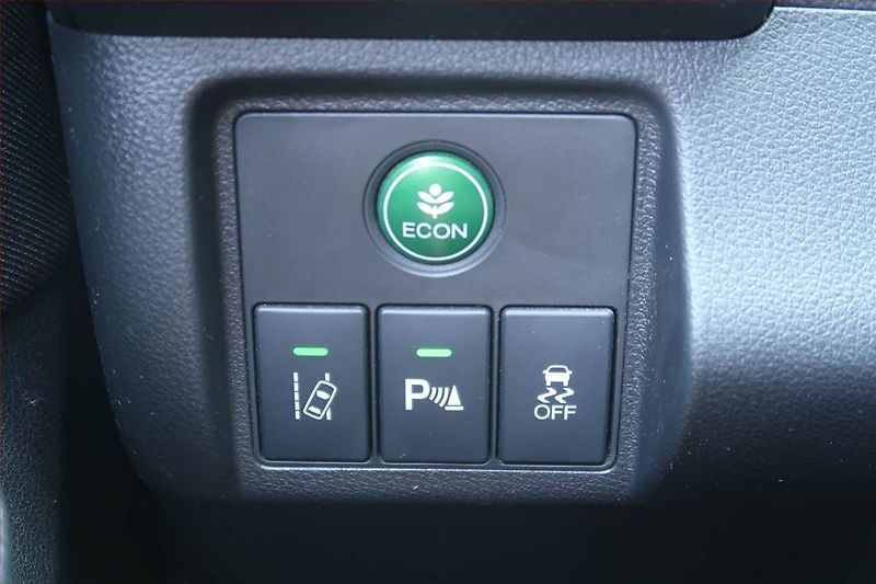 Honda HR-V (2020) Elegance 1.5 i-VTEC - fotka 19 z 20