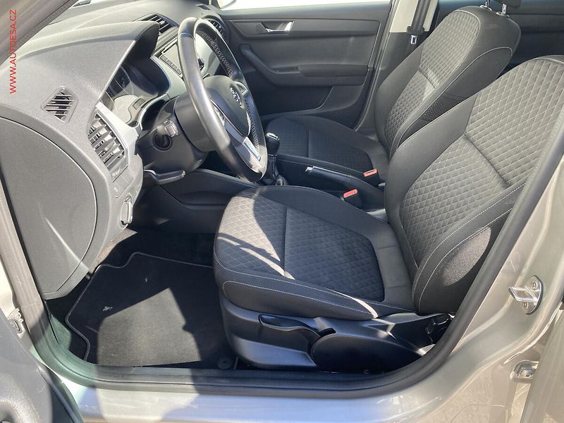 Škoda Fabia (2015) 1.2 TSi, Edition - fotka 9 z 18