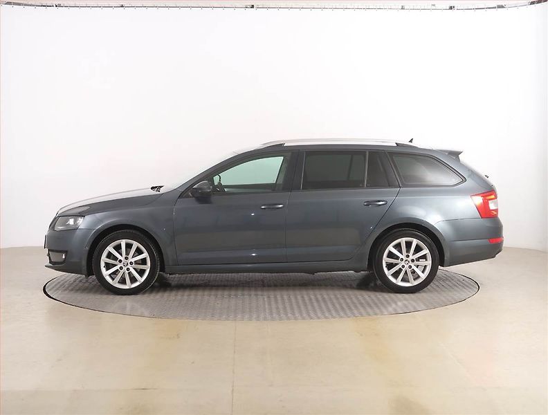 Škoda Octavia (2014) 1.6 TDI, Navi, Xenony - fotka 3 z 19