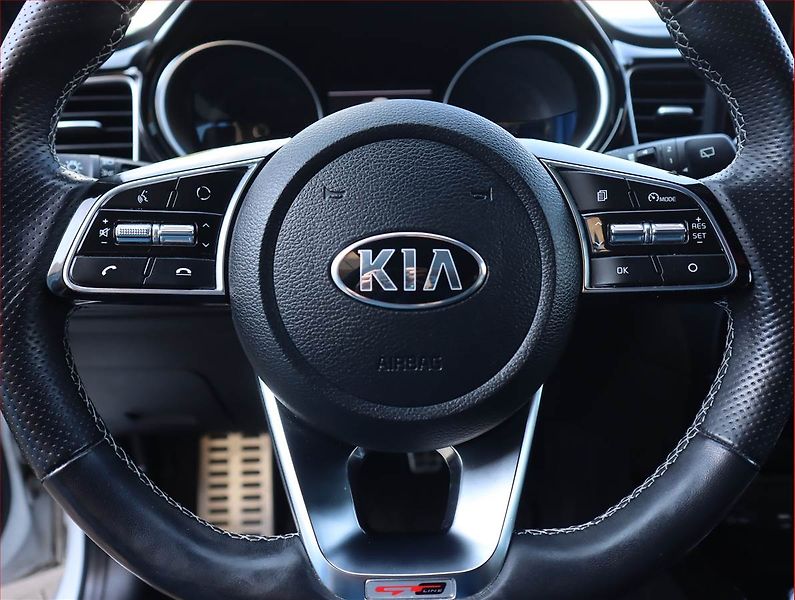 Kia Ceed (2020) GT Line 1.6 CRDi, Serv.kniha - fotka 18 z 19