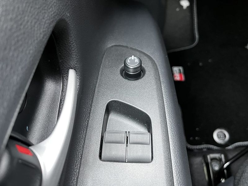 Toyota Aygo 1.5 Hybrid ODBĚR 8/2026 - fotka 24 z 27