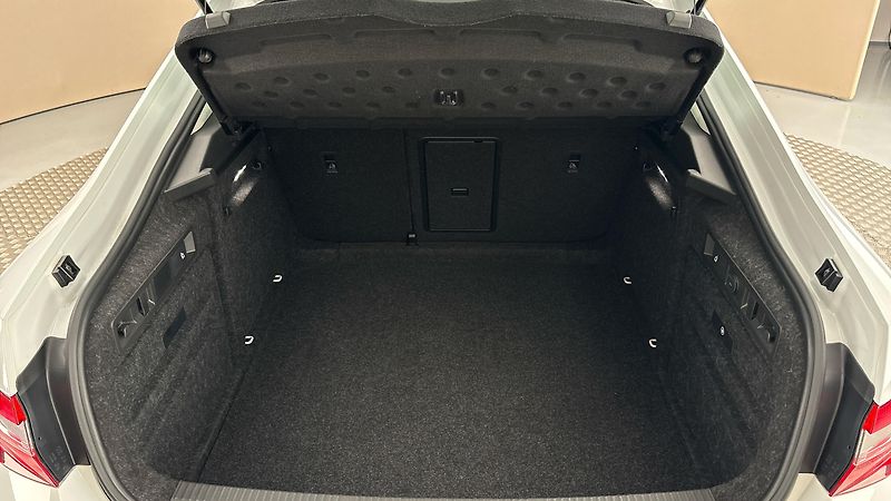 Škoda Superb 2.0 TDI DSG 4x4 Style - fotka 17 z 27