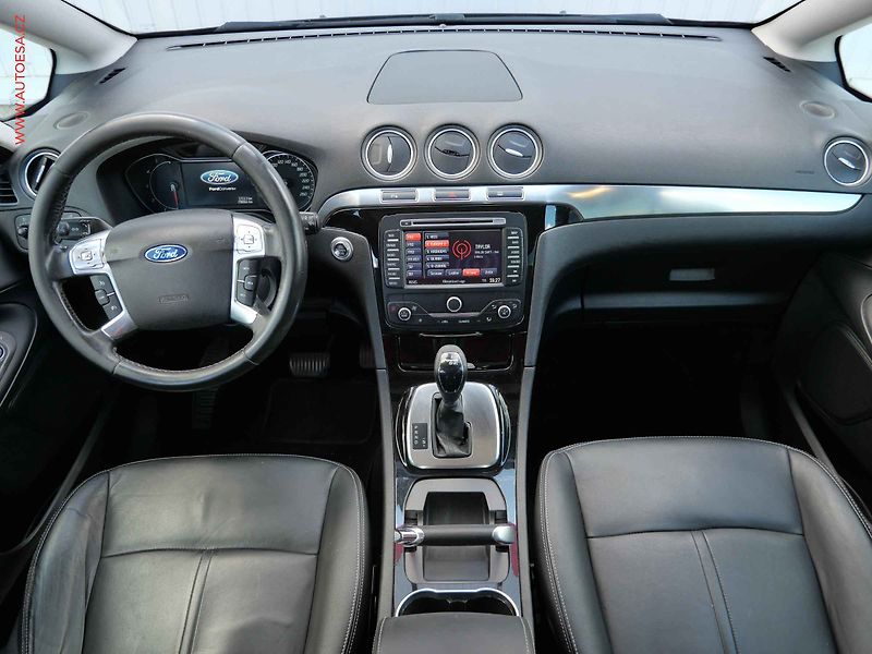 Ford S-MAX (2014) 2.0 TDCi, AT, tempo, kamera - fotka 8 z 23
