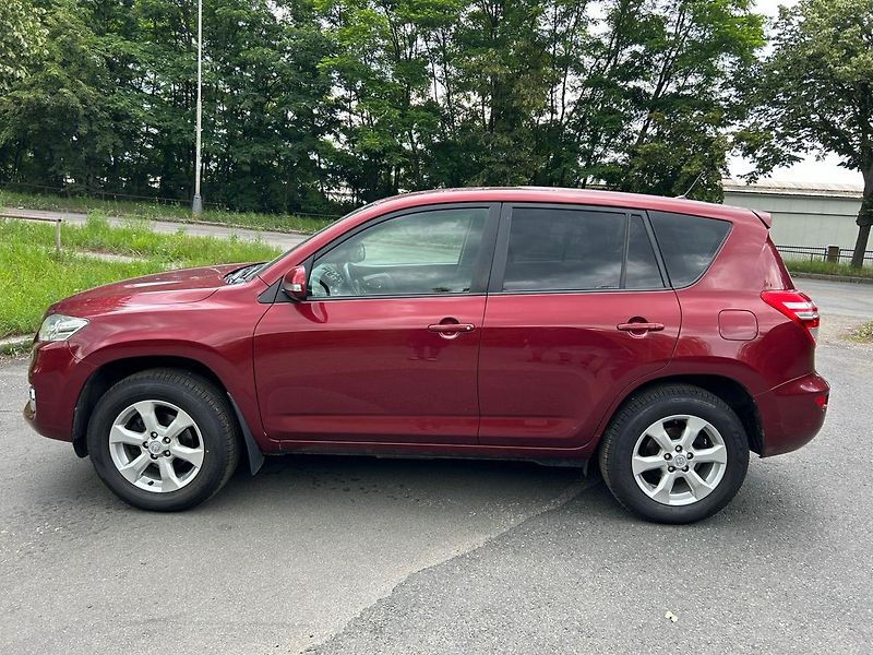 Toyota RAV4 4x4 Facelit servisní historie - fotka 1 z 39