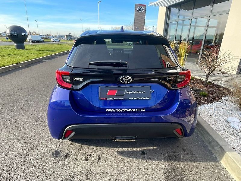 Toyota Yaris 1.5 Hybrid 116k automat Style - fotka 5 z 28