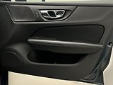 Volvo V60 B4 MOMENTUM AUT  - náhled 7