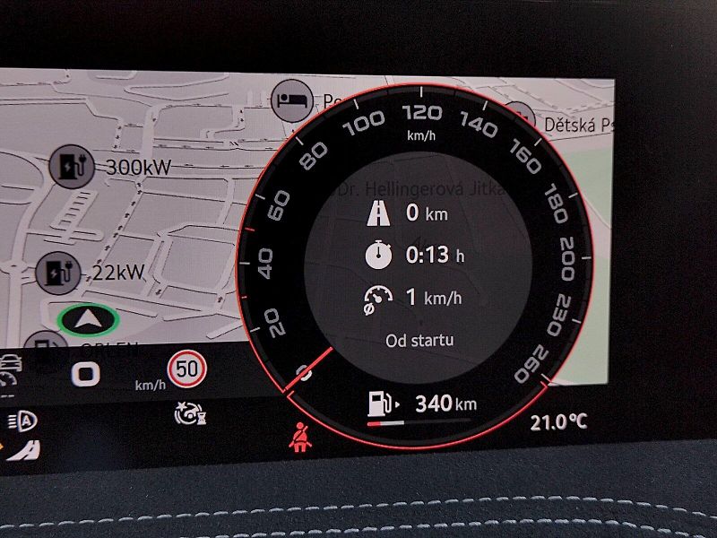 Škoda Superb (2025) Combi SportLine 2,0 Tdi 142 Kw - fotka 9 z 45