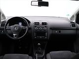 Volkswagen Touran 2,0 TDI 103kW Highline Tažné - náhled 19