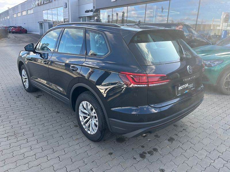Volkswagen Touareg V6 3.0 TDI 170kW 4MOTION 8TT - fotka 4 z 12
