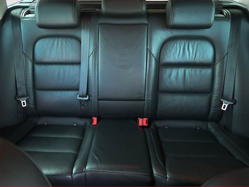 Škoda Superb (2014) 1.6 TDI, Xenony, Tempomat - fotka 10 z 16