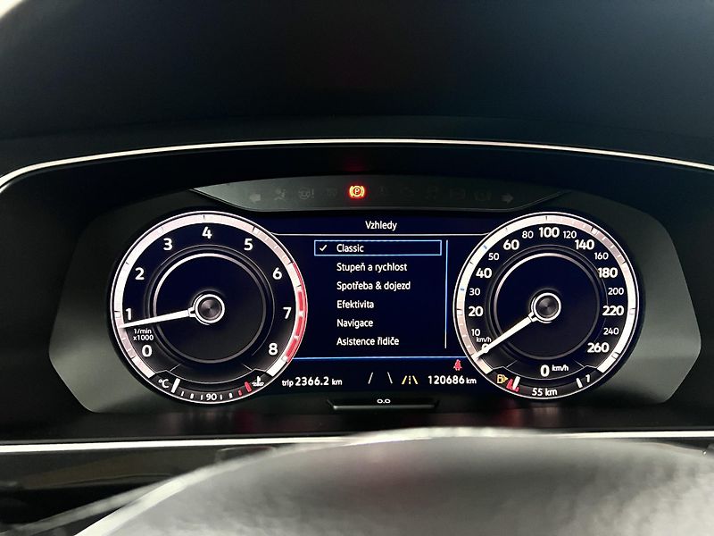 Volkswagen Tiguan 1.5 TSI 110 kW, Manuál - fotka 22 z 46