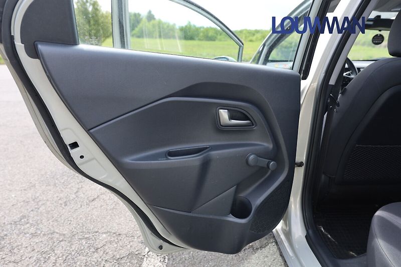 Kia Rio 1.4 DOHC - fotka 14 z 21