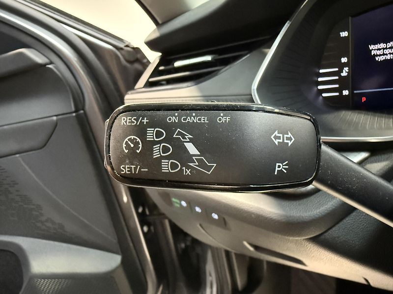 Škoda Octavia 2.0 TDI 85kW DSG Ambition Comb - fotka 9 z 13