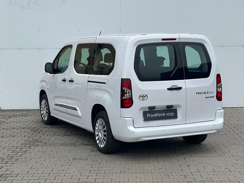 Toyota ProAce City Verso ELECTRIC Business 50kWh - fotka 7 z 26