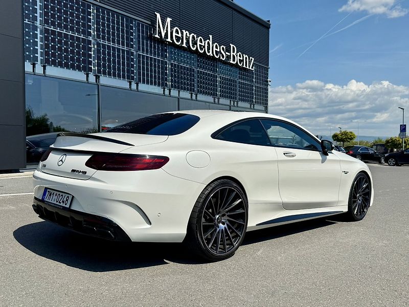 Mercedes-Benz Třídy S (2017) 500 4MATIC kupé - fotka 9 z 57