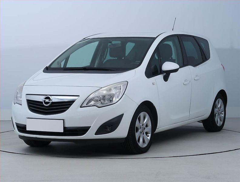 Opel Meriva (2013) 1.7 CDTI, Serv.kniha, Tempomat - fotka 2 z 16