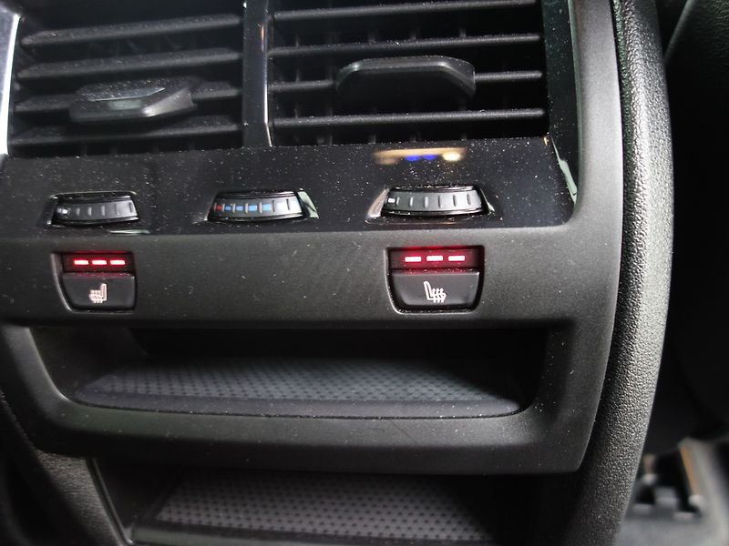 BMW X5 (2024) 4.0d*M-PAKET*VZDUCH*TOP*1M*CZ! - fotka 46 z 50
