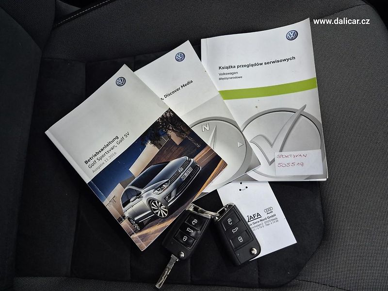 Volkswagen Golf Sportsvan (2016) 1.4TSi 110KW Highline NAVI - fotka 45 z 57