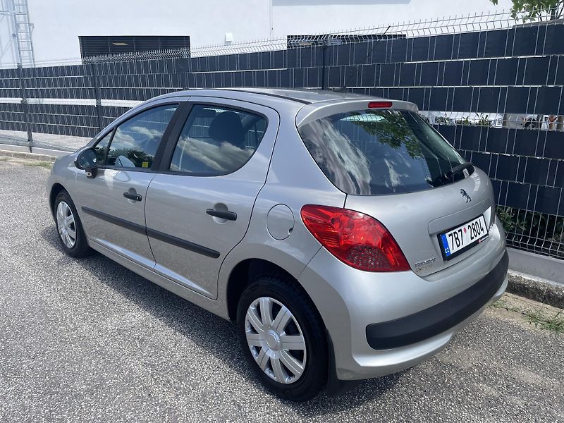 Peugeot 207 (2007) 1.4i - 67.000 km - ČR - fotka 3 z 18