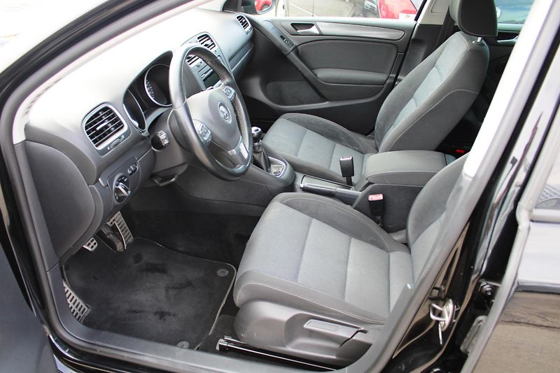 Volkswagen Golf (2012) 1,2TSI STYLE KLIMA TEMPOMAT AL - fotka 9 z 23