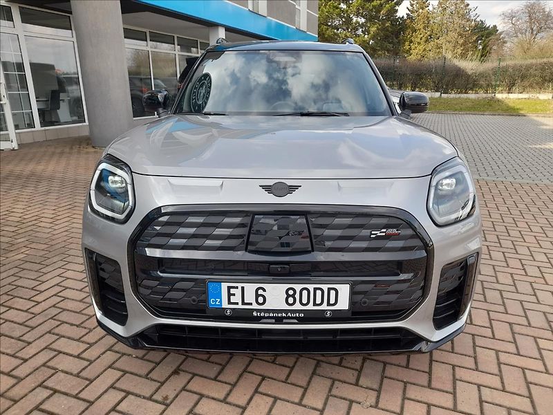 Mini Countryman 0,0 JCW ALL4 - fotka 31 z 31