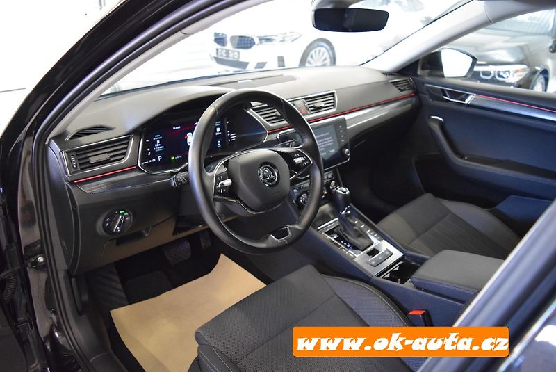 Škoda Superb 2.0 TDI STYLE MATRIX DSG    - fotka 32 z 66