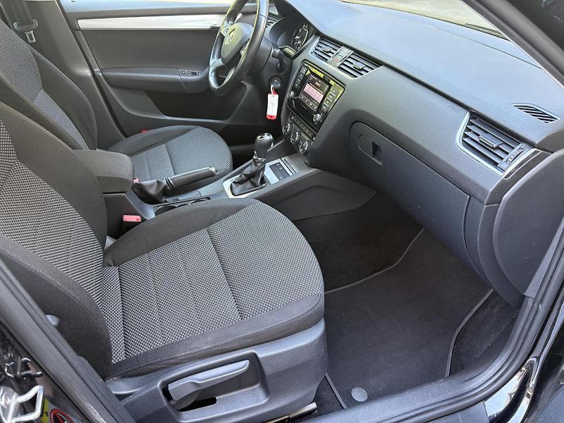 Škoda Octavia (2013) 1.4 TSI Ambition - fotka 13 z 28