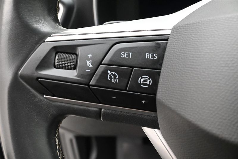 Seat Leon 2,0 TDI 110kW DSG STYLE Záruka - fotka 23 z 30