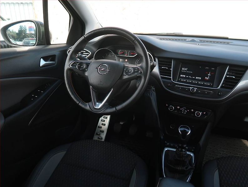 Opel Crossland X (2019) 1.2 Turbo, Serv.kniha - fotka 7 z 21