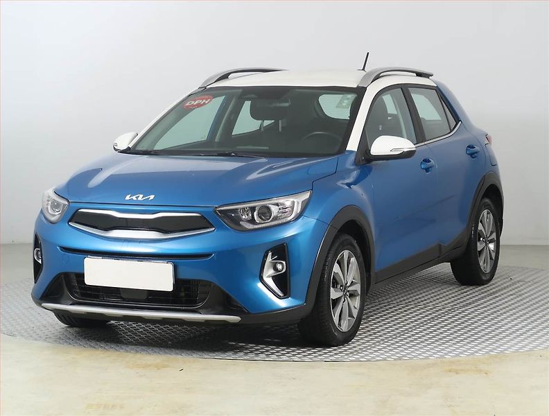 Kia Stonic (2023) Exclusive 1.0 T-GDI, EXCLUSIVE - fotka 2 z 21