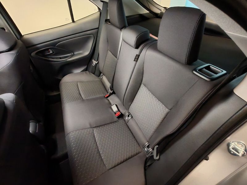 Toyota Yaris Cross 1.5 AT Hybrid Comfort - fotka 14 z 31