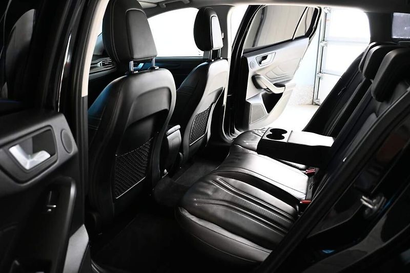 Ford Focus (2021) 2.0 VIGNALE LED ACC Tažné BO 8 - fotka 9 z 40