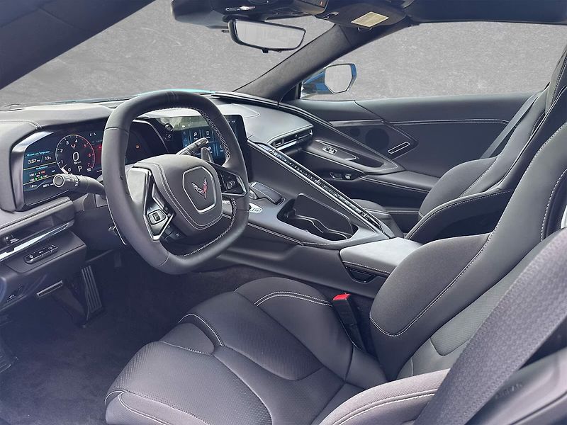 Chevrolet Corvette C8 Stingray 3LT Z51 - fotka 8 z 9