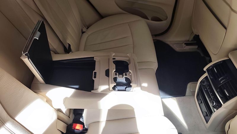 BMW X5 (2014) - fotka 56 z 63