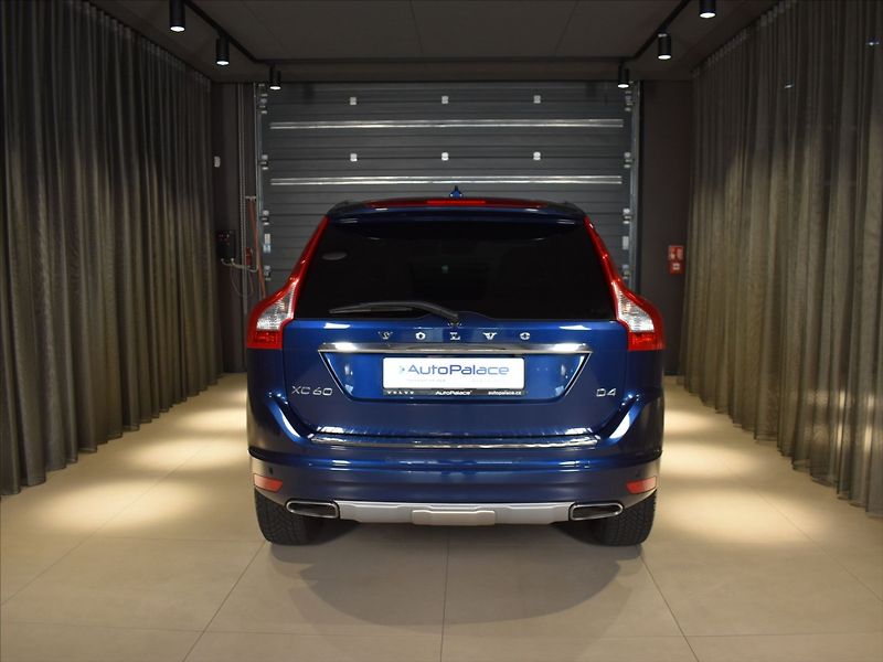 Volvo XC60 2,0 D4 Ocean race Kamera,BLIS - fotka 5 z 24
