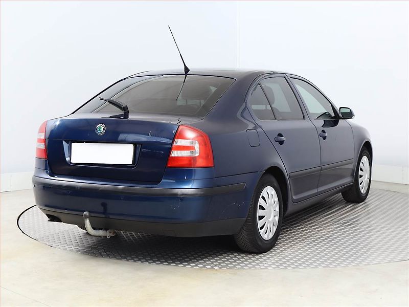 Škoda Octavia (2007) Elegance 1.9 TDI, nová STK - fotka 5 z 13