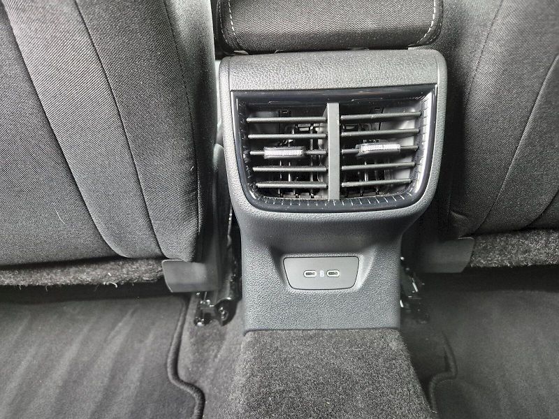 Škoda Fabia (2025) Top Selection 1.0TSi 85kW 6°ma - fotka 26 z 28